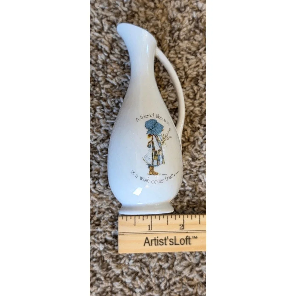 VTG Holly Hobbie Porcelain Vase Pitcher A Friend Like You Is A Wish Come True